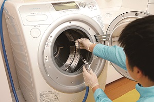 縦型全自動洗濯機もお掃除できます。 微細な汚れや雑菌もすっきりキレイに